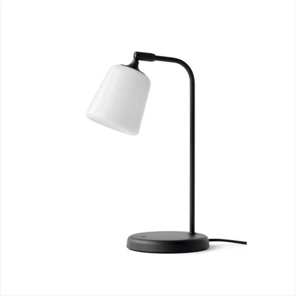New Works Material Bordlampe Hvit/Opal